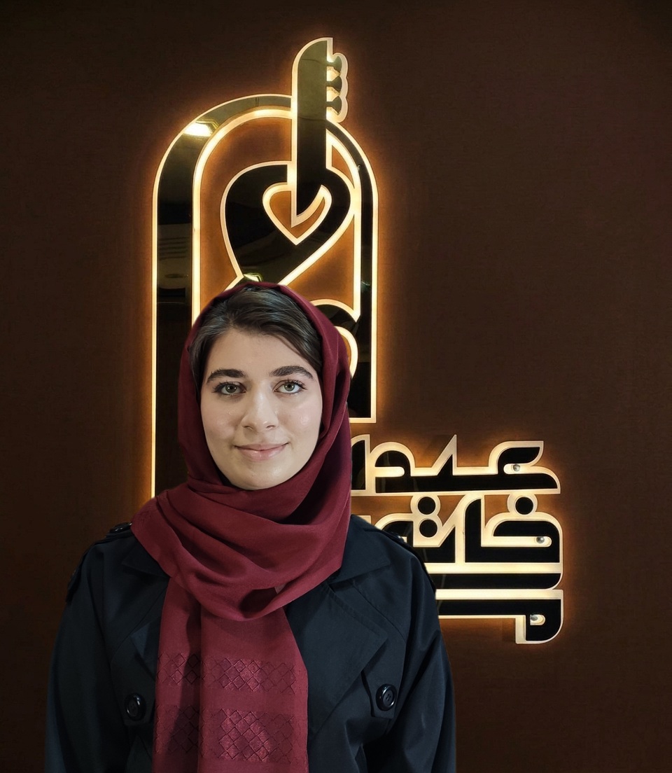 سرکار خانم نرگس نصیری 